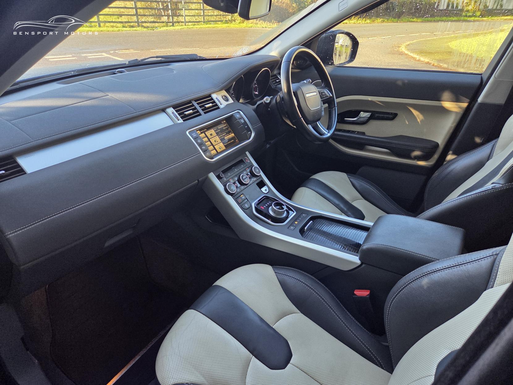 Land Rover Range Rover Evoque 2.2 SD4 Dynamic SUV 5dr Diesel Auto 4WD Euro 5 (s/s) (190 ps)