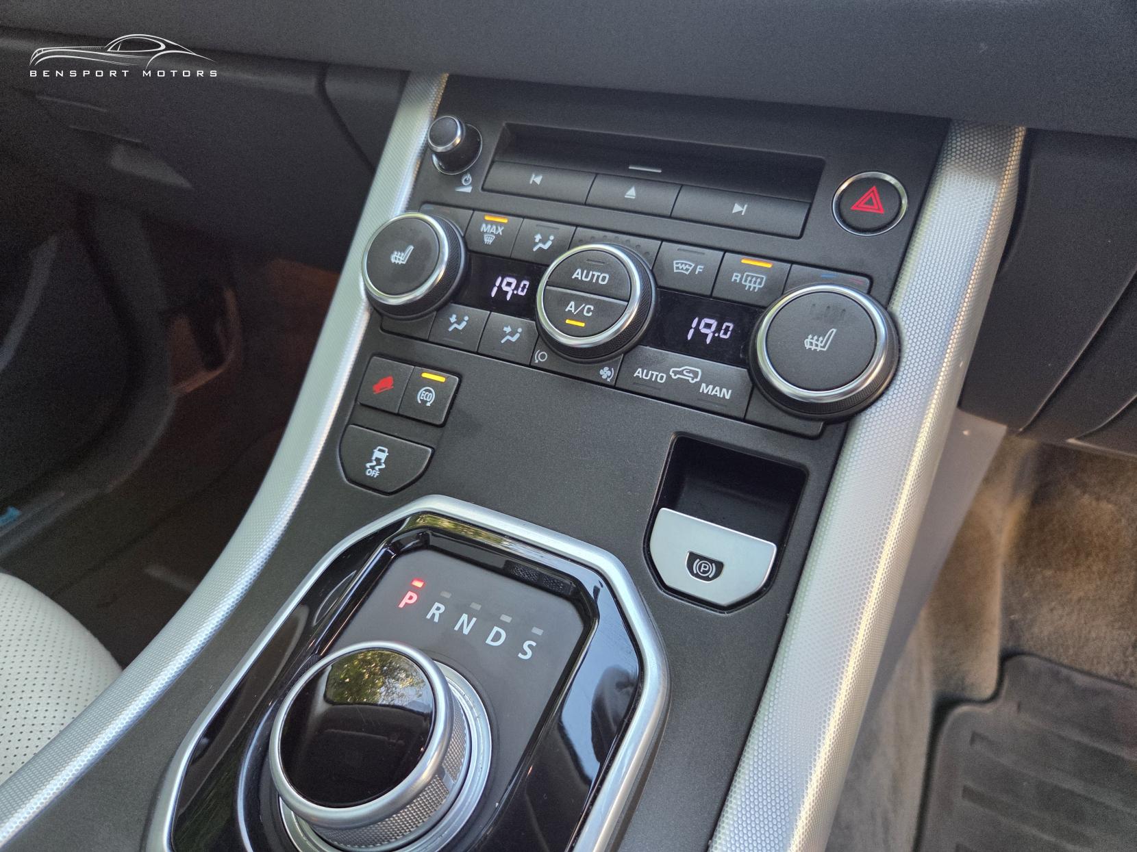 Land Rover Range Rover Evoque 2.2 SD4 Dynamic SUV 5dr Diesel Auto 4WD Euro 5 (s/s) (190 ps)