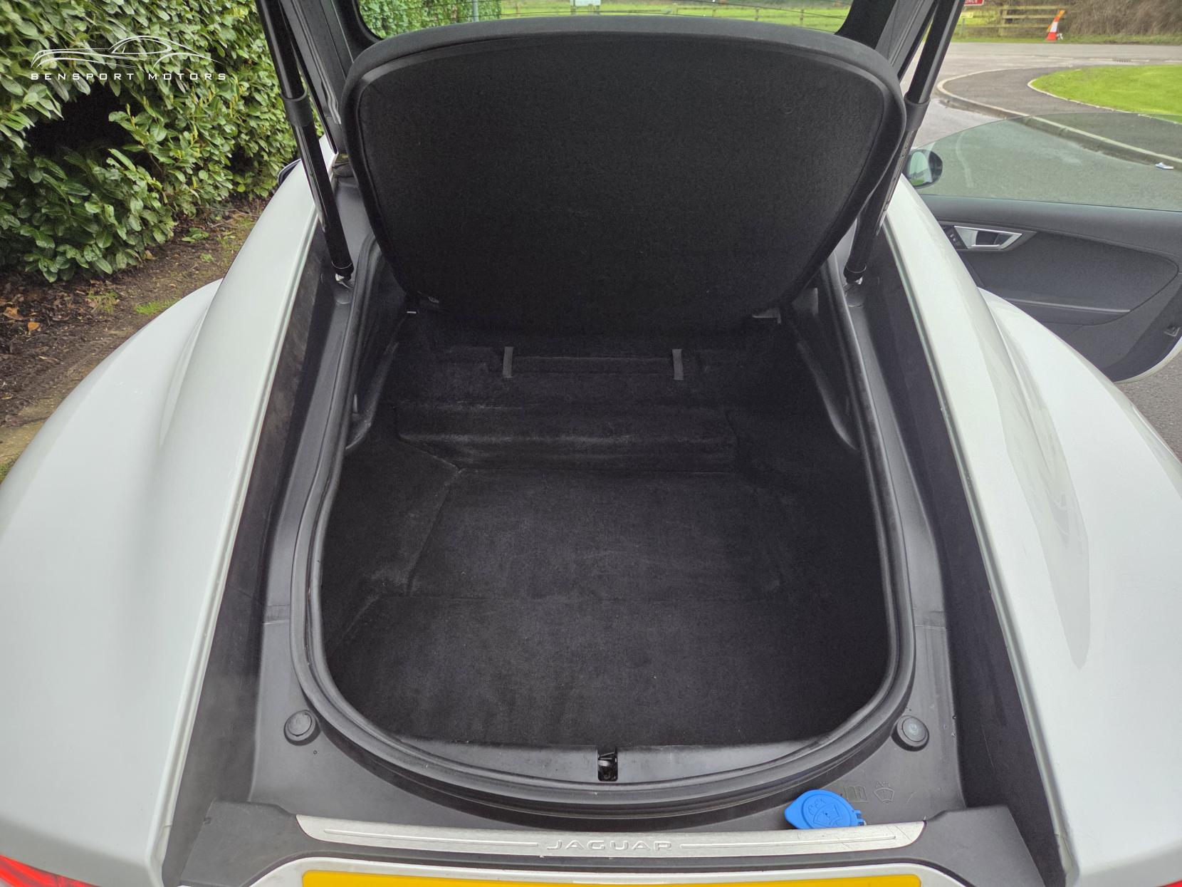 Jaguar F-Type 3.0 V6 Coupe 2dr Petrol Auto Euro 5 (s/s) (340 ps)