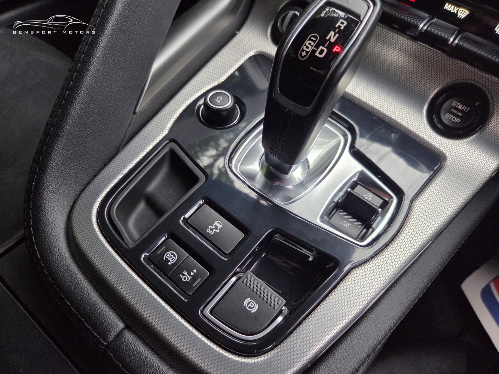 Jaguar F-Type 3.0 V6 Coupe 2dr Petrol Auto Euro 5 (s/s) (340 ps)