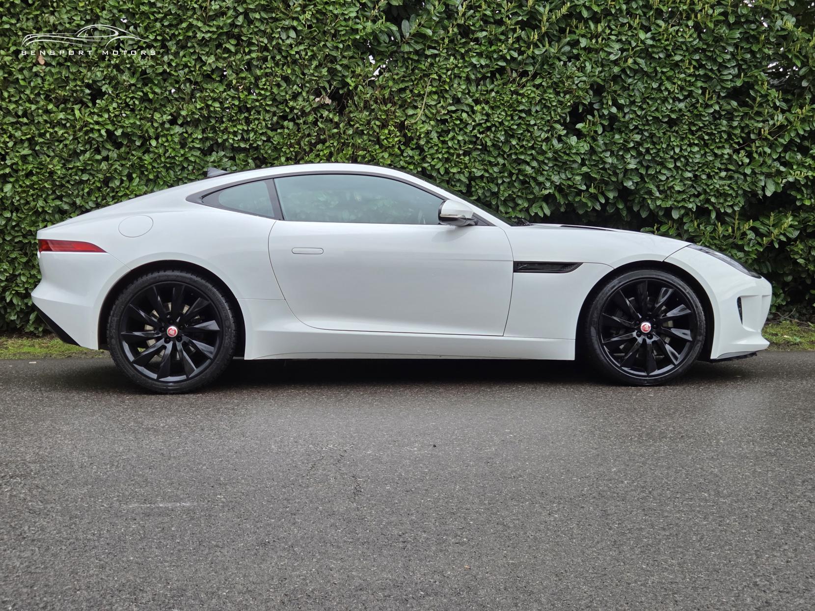 Jaguar F-Type 3.0 V6 Coupe 2dr Petrol Auto Euro 5 (s/s) (340 ps)