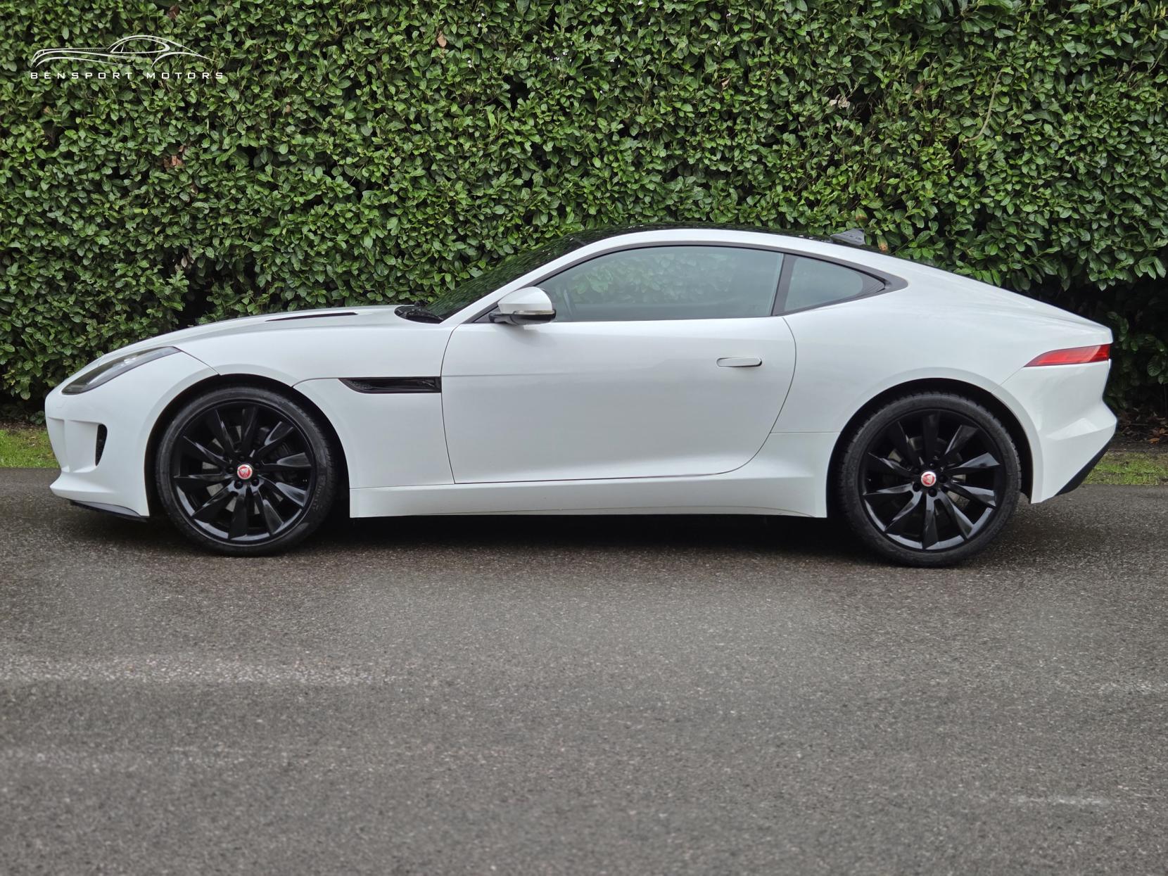 Jaguar F-Type 3.0 V6 Coupe 2dr Petrol Auto Euro 5 (s/s) (340 ps)