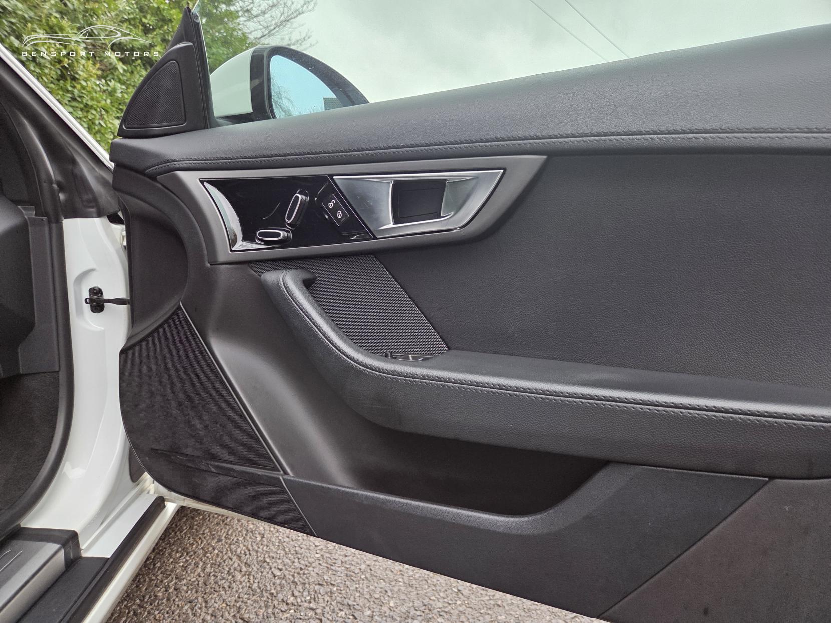 Jaguar F-Type 3.0 V6 Coupe 2dr Petrol Auto Euro 5 (s/s) (340 ps)