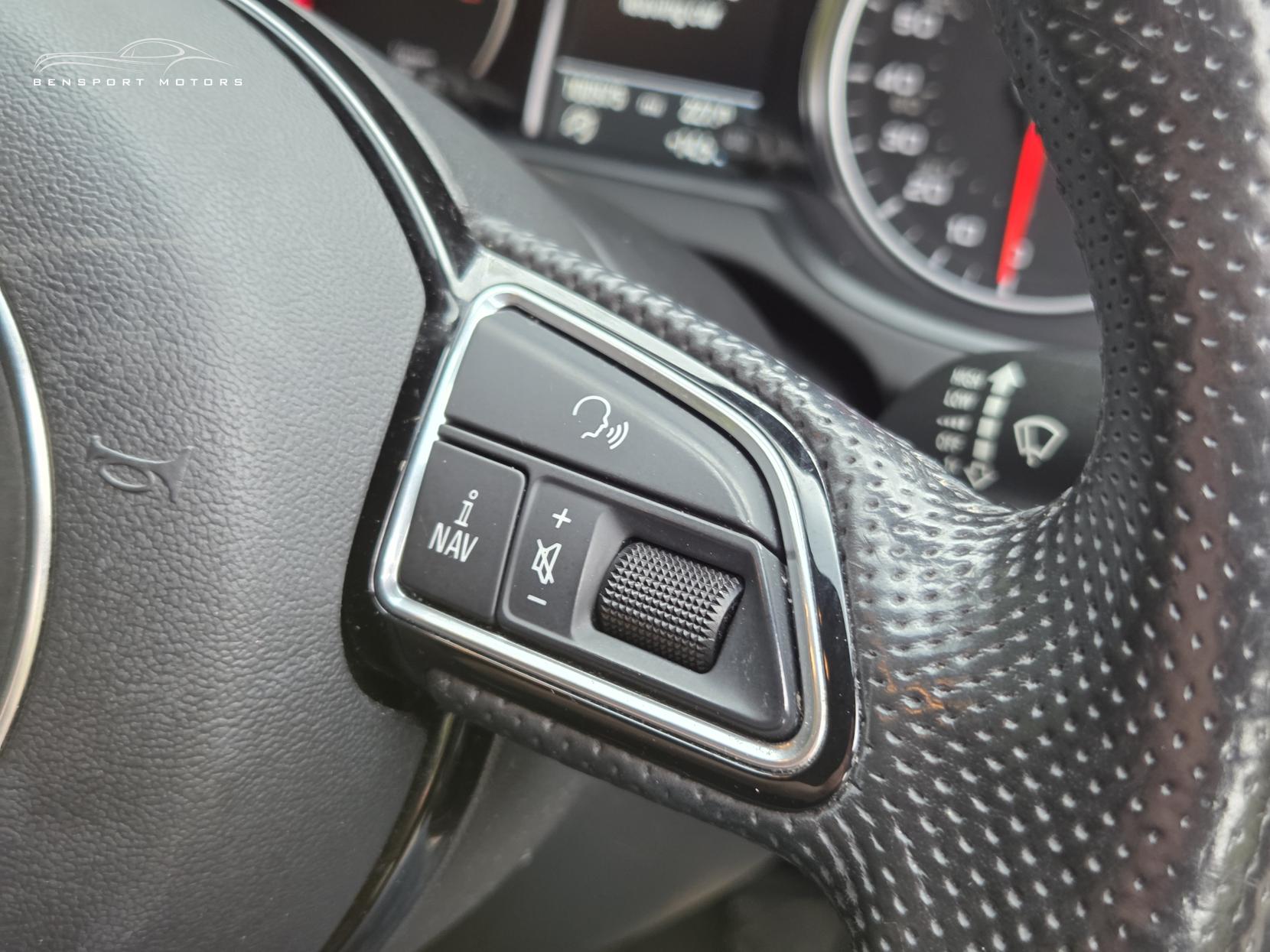 Audi Q5 2.0 TDI S line Plus SUV 5dr Diesel Manual quattro Euro 5 (s/s) (177 ps)