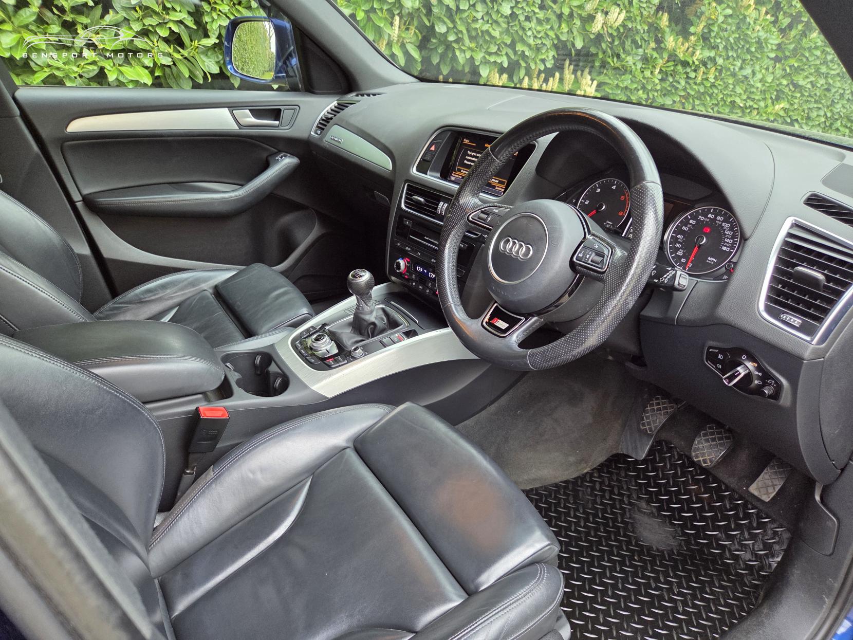 Audi Q5 2.0 TDI S line Plus SUV 5dr Diesel Manual quattro Euro 5 (s/s) (177 ps)