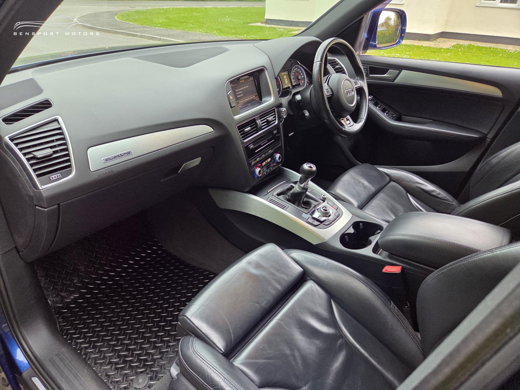 Audi Q5 2.0 TDI S line Plus SUV 5dr Diesel Manual quattro Euro 5 (s/s) (177 ps)