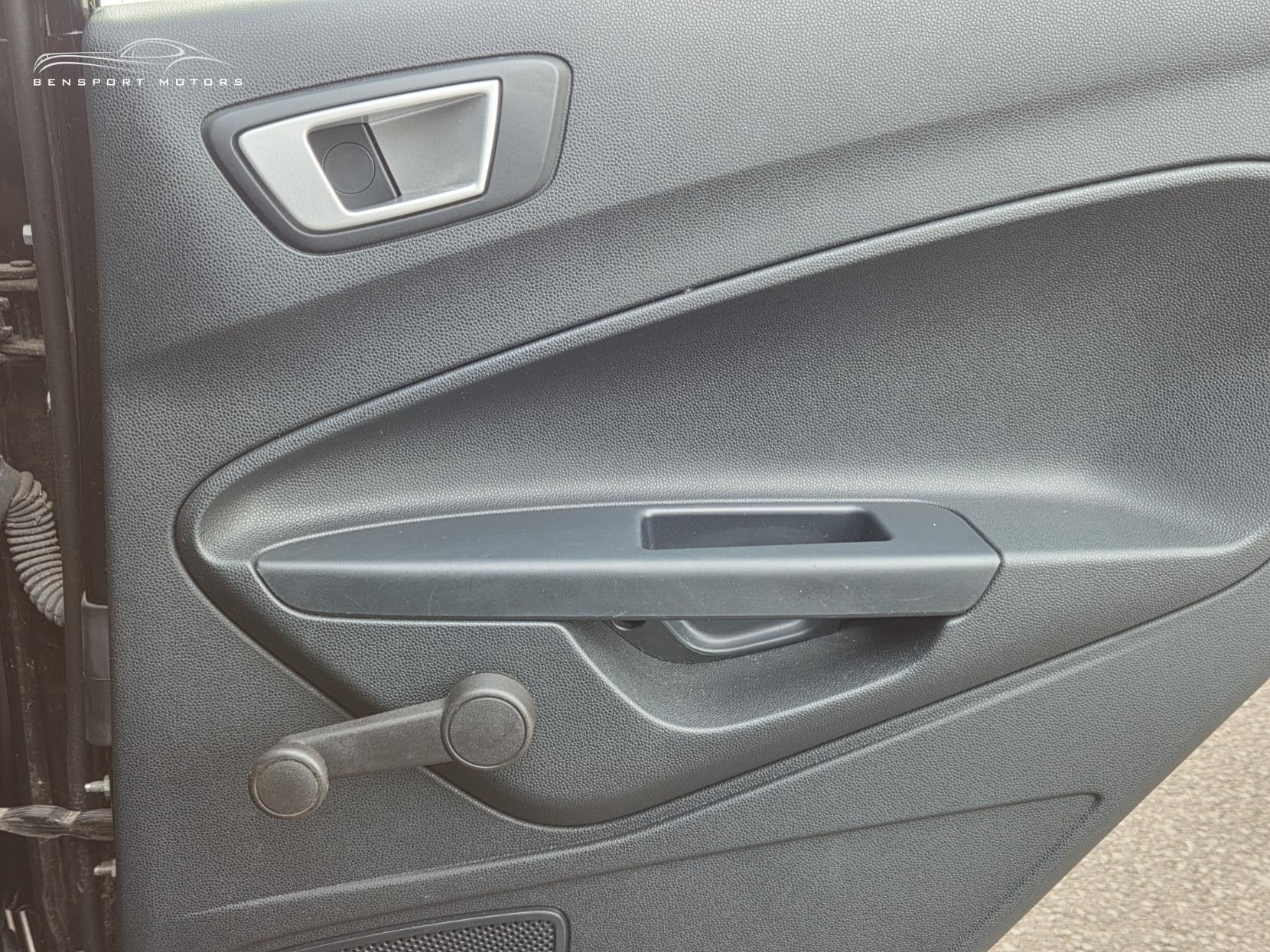 Ford Fiesta 1.4 Zetec Hatchback 5dr Petrol Automatic (154 g/km, 94 bhp)