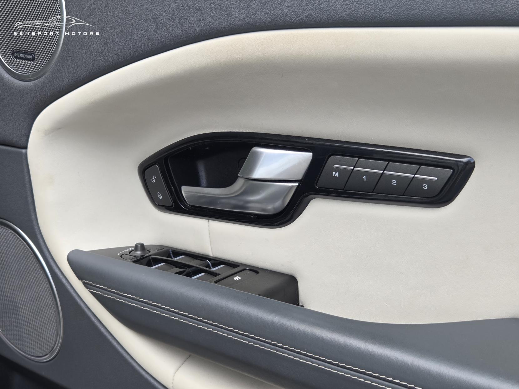 Land Rover Range Rover Evoque 2.0 TD4 HSE Dynamic SUV 5dr Diesel Auto 4WD Euro 6 (s/s) (180 ps)