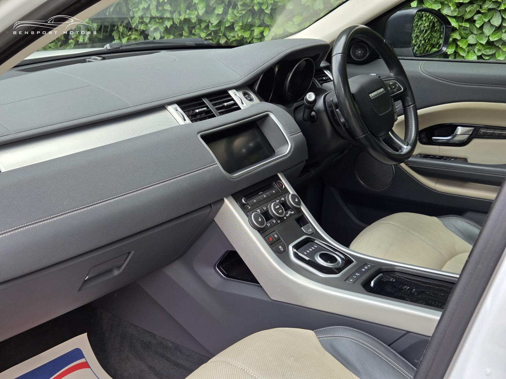 Land Rover Range Rover Evoque 2.0 TD4 HSE Dynamic SUV 5dr Diesel Auto 4WD Euro 6 (s/s) (180 ps)