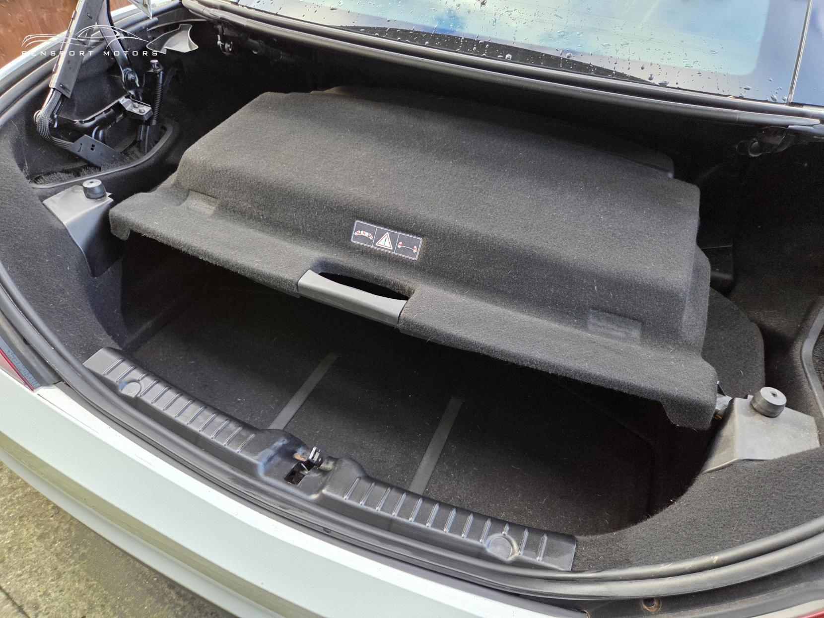 Mercedes-Benz SLK 2.1 SLK250 CDI AMG Sport Convertible 2dr Diesel G-Tronic+ Euro 5 (s/s) (204 ps)