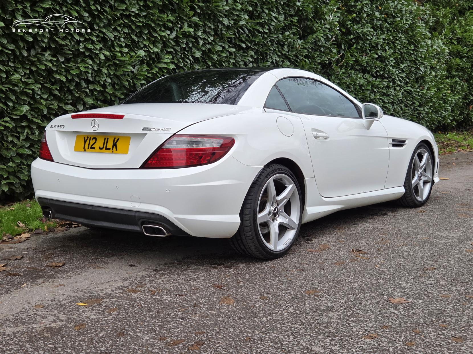 Mercedes-Benz SLK 2.1 SLK250 CDI AMG Sport Convertible 2dr Diesel G-Tronic+ Euro 5 (s/s) (204 ps)