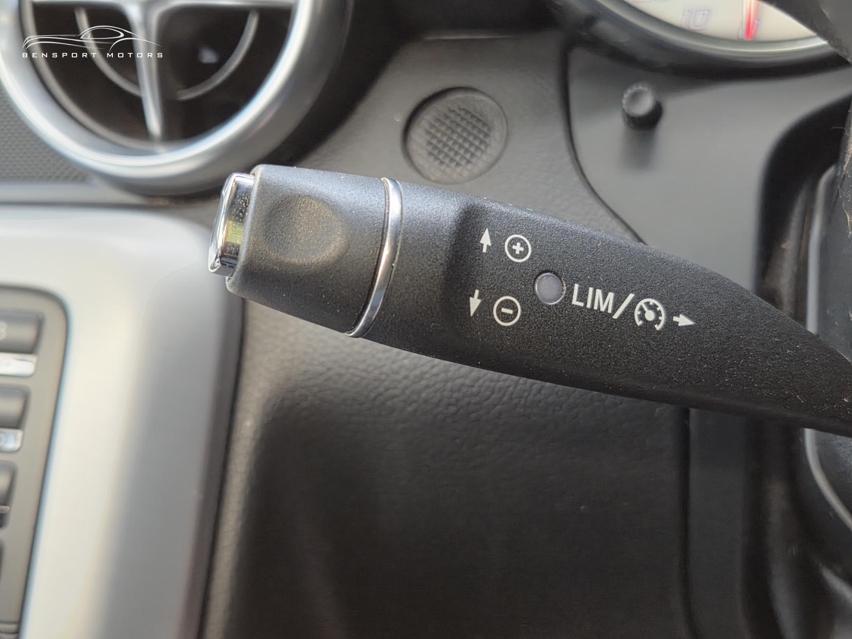 Mercedes-Benz SLK 2.1 SLK250 CDI AMG Sport Convertible 2dr Diesel G-Tronic+ Euro 5 (s/s) (204 ps)