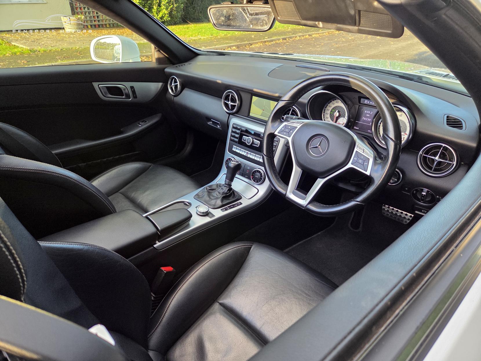 Mercedes-Benz SLK 2.1 SLK250 CDI AMG Sport Convertible 2dr Diesel G-Tronic+ Euro 5 (s/s) (204 ps)