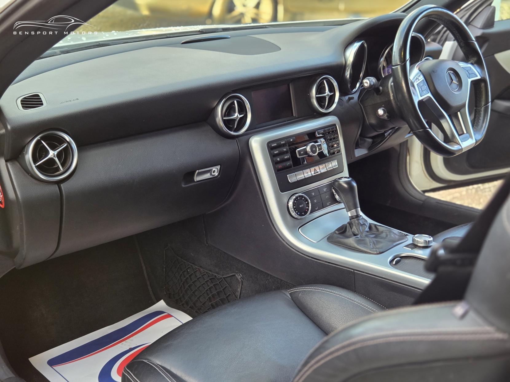 Mercedes-Benz SLK 2.1 SLK250 CDI AMG Sport Convertible 2dr Diesel G-Tronic+ Euro 5 (s/s) (204 ps)