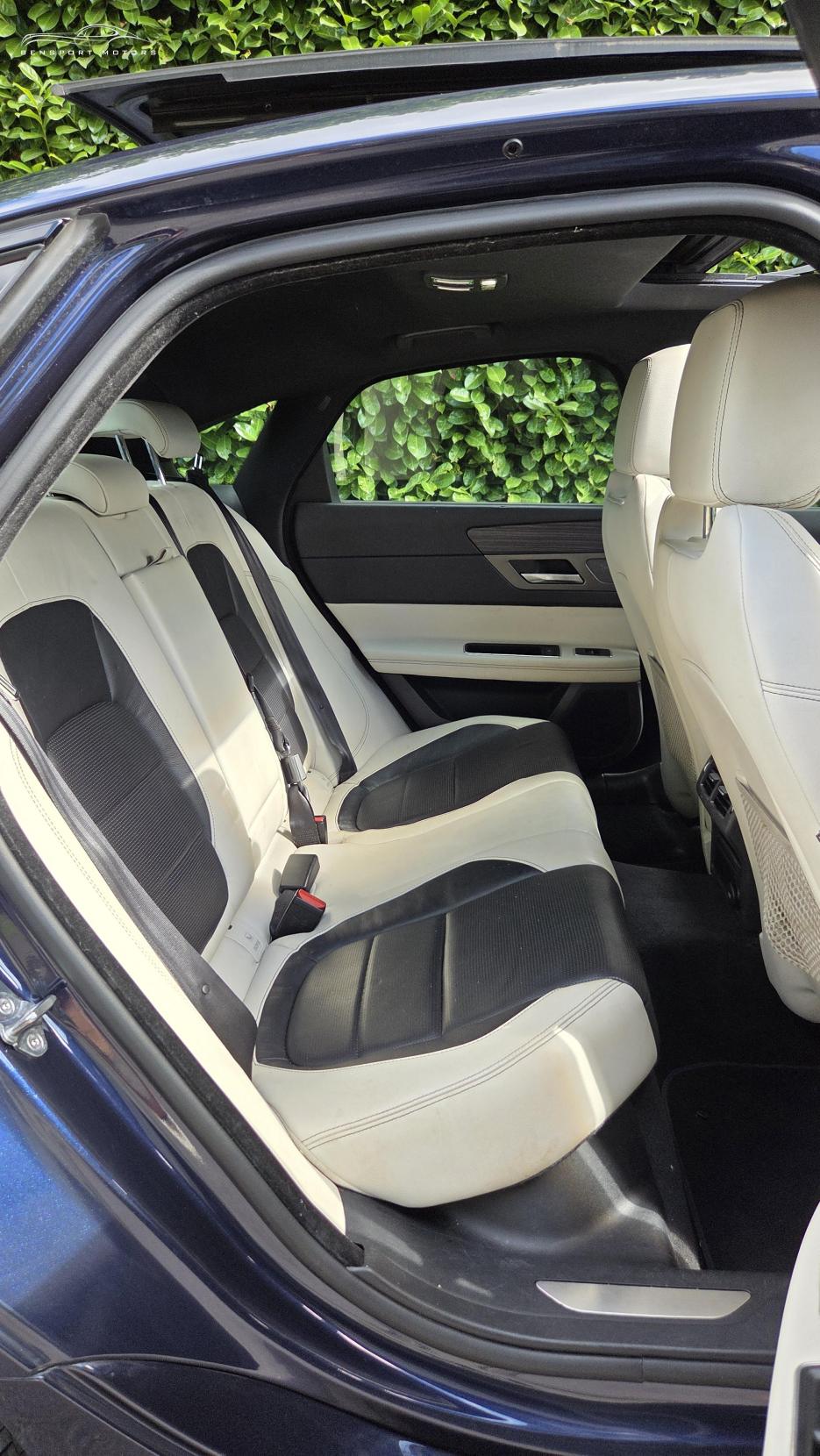 Jaguar XF 3.0d V6 S Saloon 4dr Diesel Auto Euro 6 (s/s) (300 ps)
