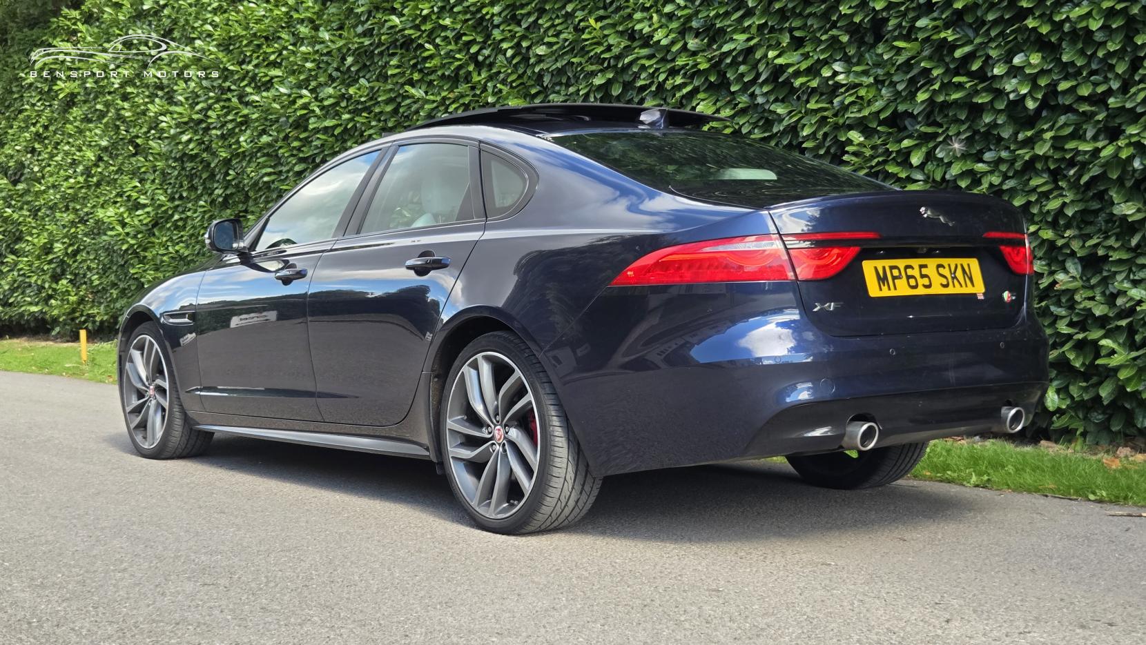 Jaguar XF 3.0d V6 S Saloon 4dr Diesel Auto Euro 6 (s/s) (300 ps)