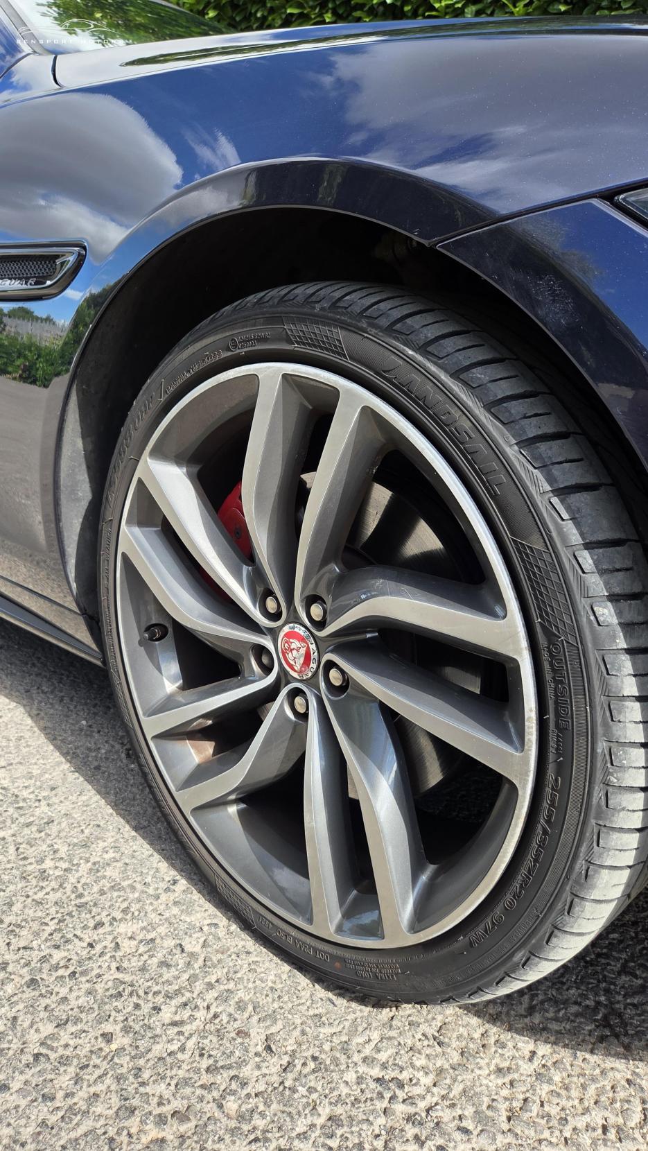 Jaguar XF 3.0d V6 S Saloon 4dr Diesel Auto Euro 6 (s/s) (300 ps)