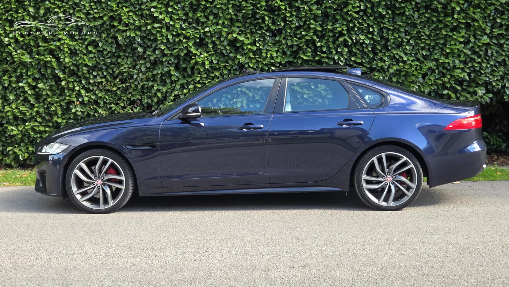 Jaguar XF 3.0d V6 S Saloon 4dr Diesel Auto Euro 6 (s/s) (300 ps)