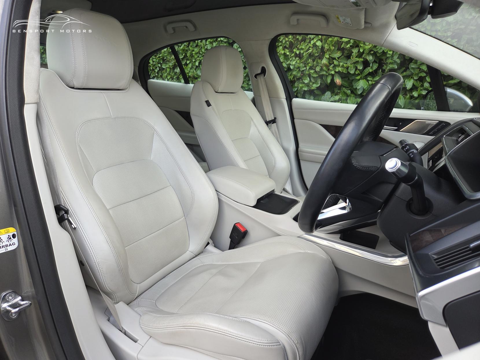 Jaguar I-PACE 400 90kWh HSE SUV 5dr Electric Auto 4WD (400 ps)